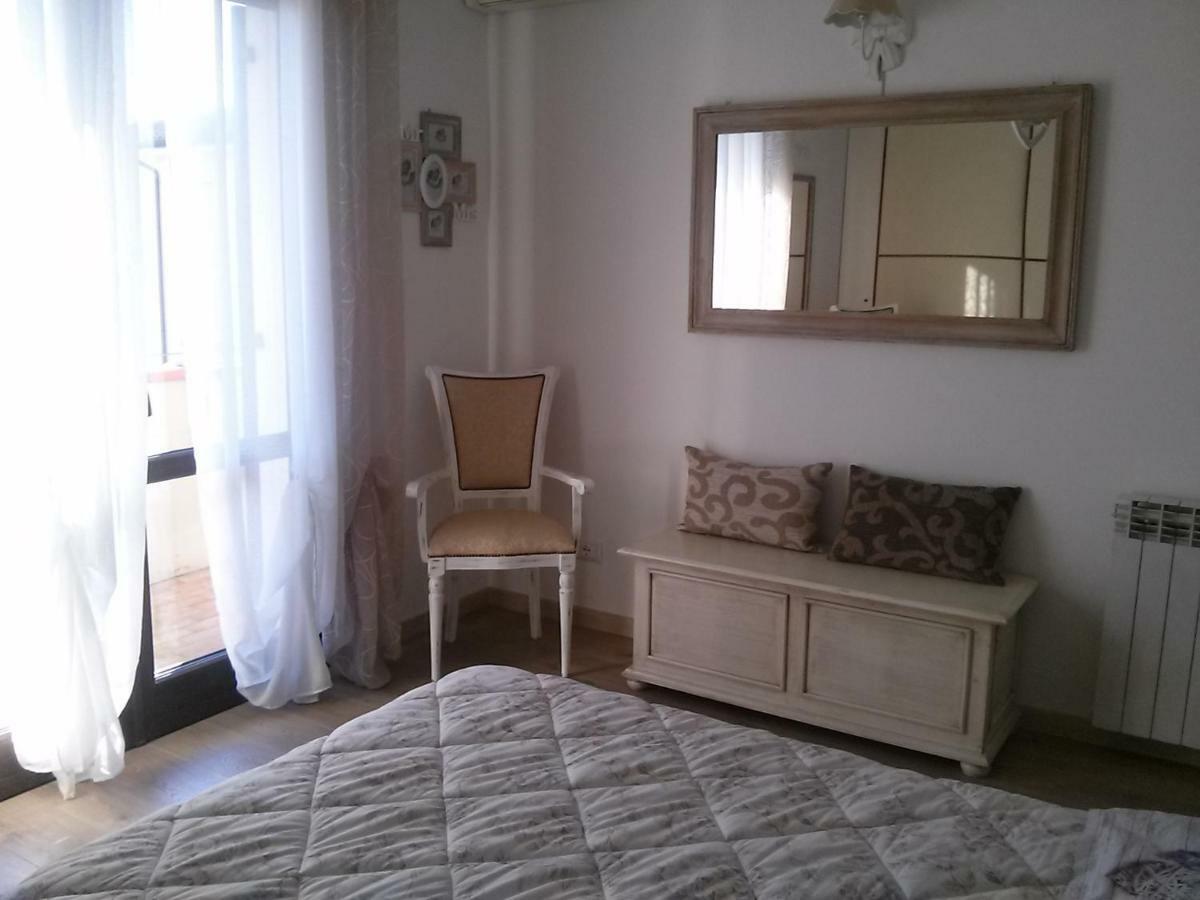New Apartment Private Parking Bardolino Luaran gambar