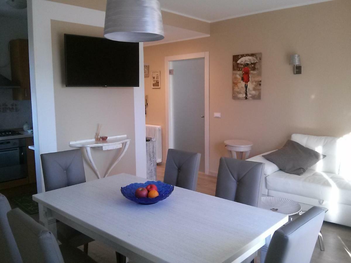 New Apartment Private Parking Bardolino Luaran gambar